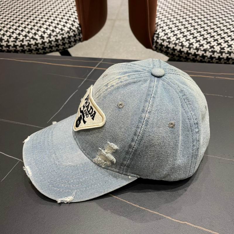 Prada cap (43)